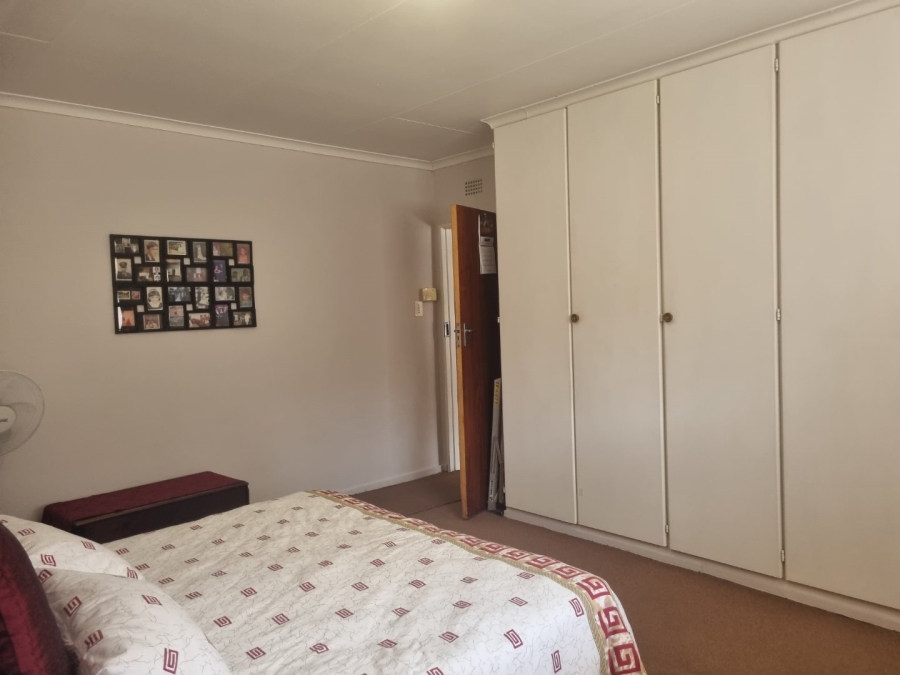 4 Bedroom Property for Sale in Vaalpark Free State